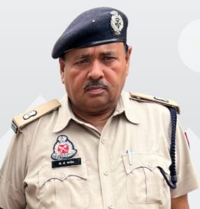 जेल अधीक्षक दिलीप कुमार पाण्डेय